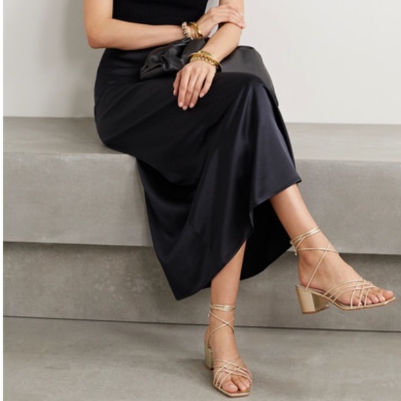 Porte & Paire Gold Strap Leather Sandals - Picture 3 of 10